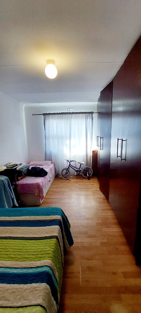 2 Bedroom Property for Sale in Clairewood Western Cape
